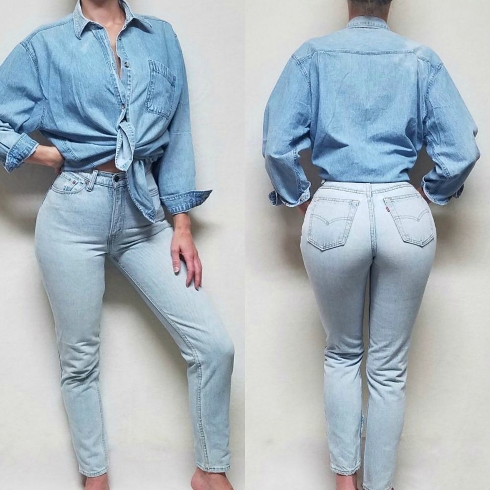 VINTAGE Levi's 560 Orange Tab Light Wash Jeans 18